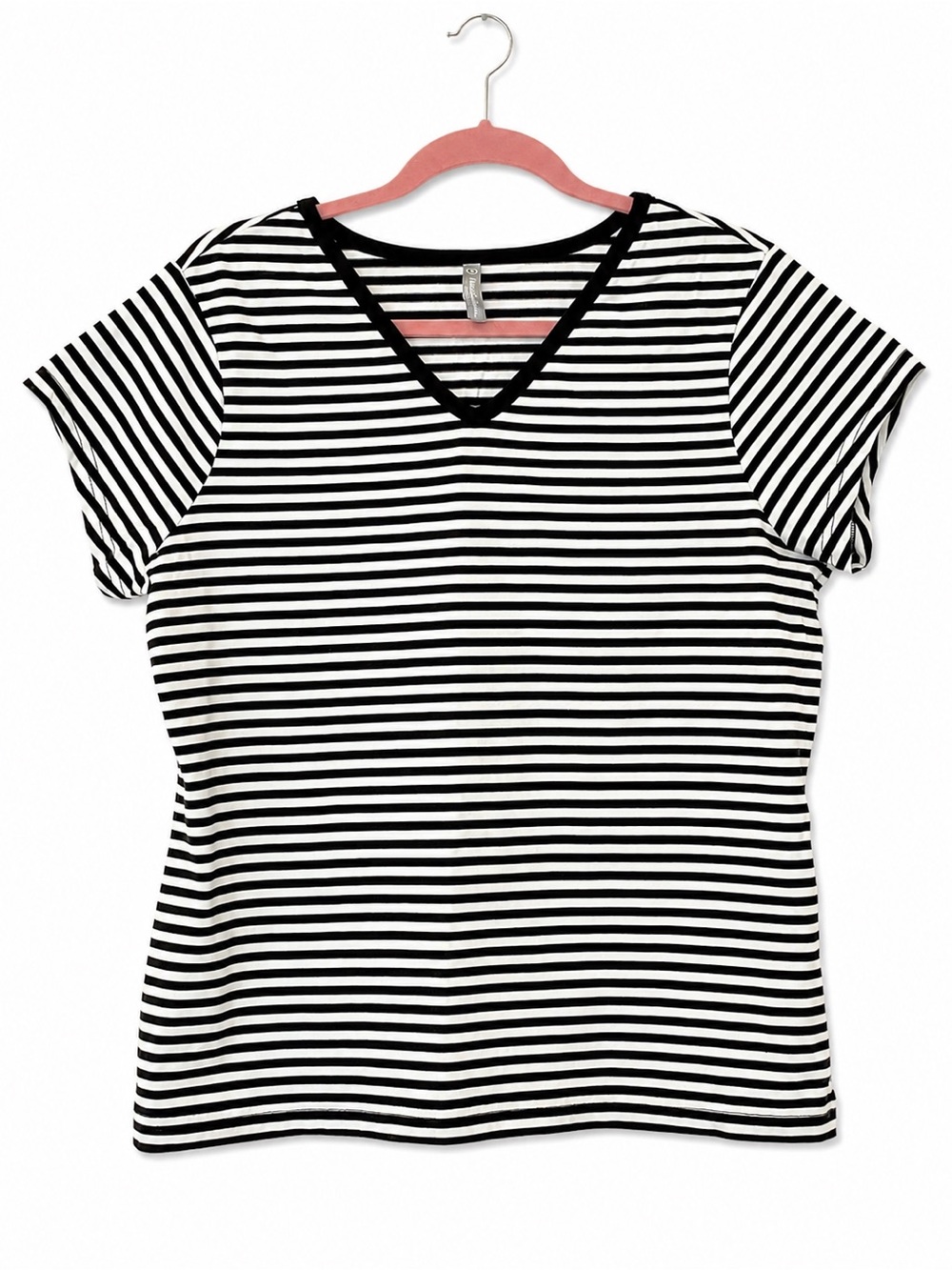 Hanna Andersson Women’s Large Black White Striped V Neck Tee Shirt